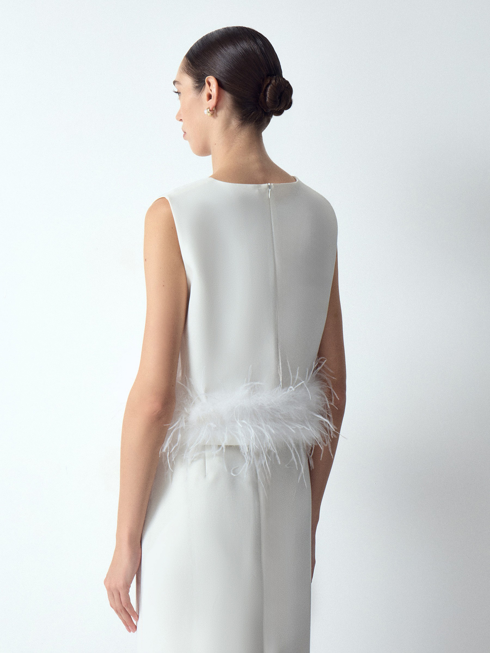 Топ с перьями